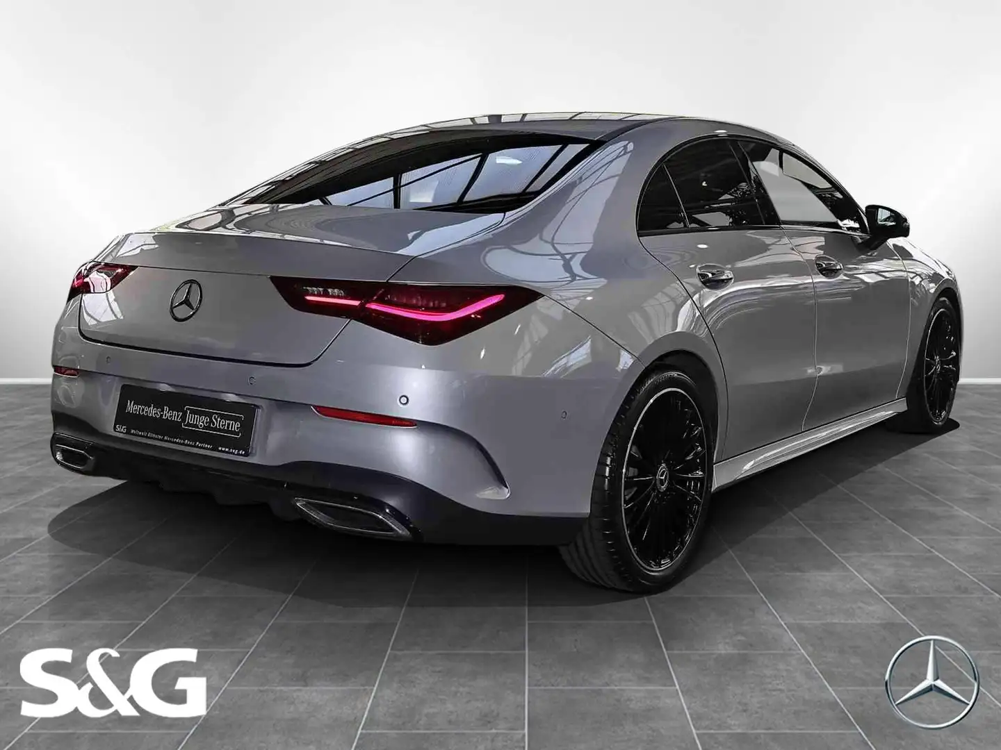 Mercedes-Benz CLA 200 AMG BURMESTER+TOTWINKEL+DISTRONIC+360° Srebrny - 2