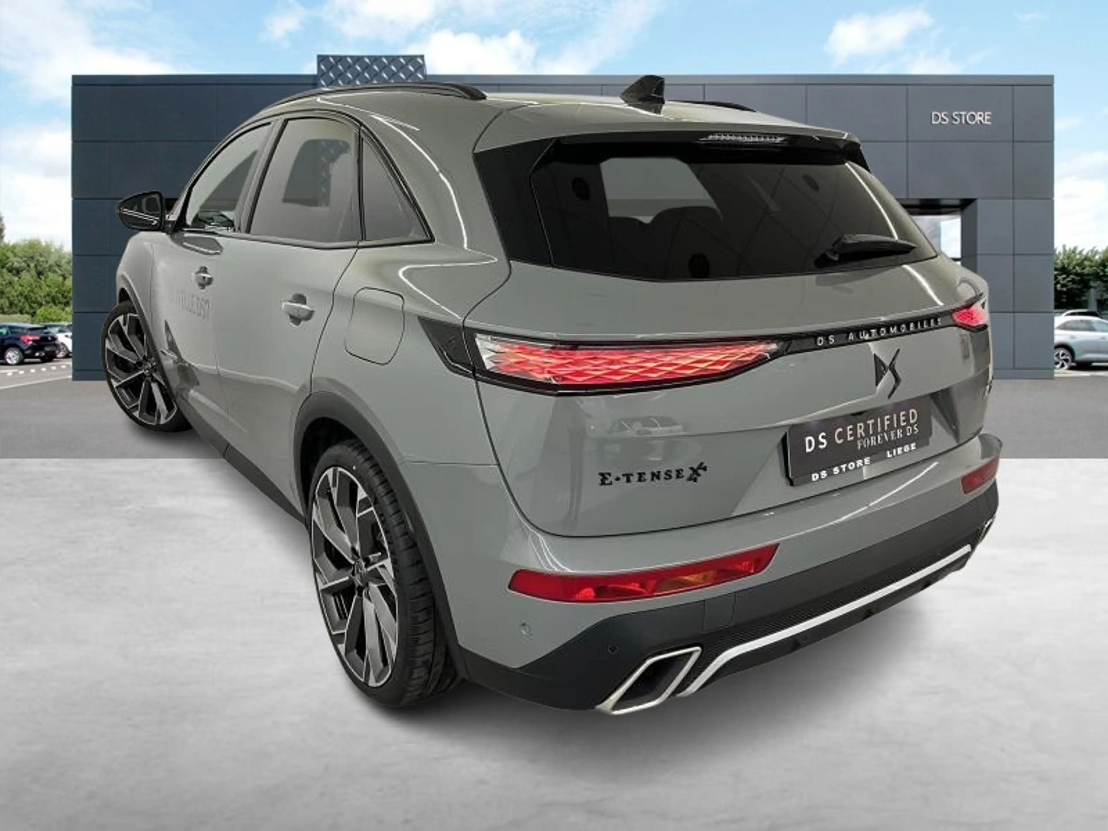 DS Automobiles DS 7 E-TENSE 360 LA PREMIERE — photo 9