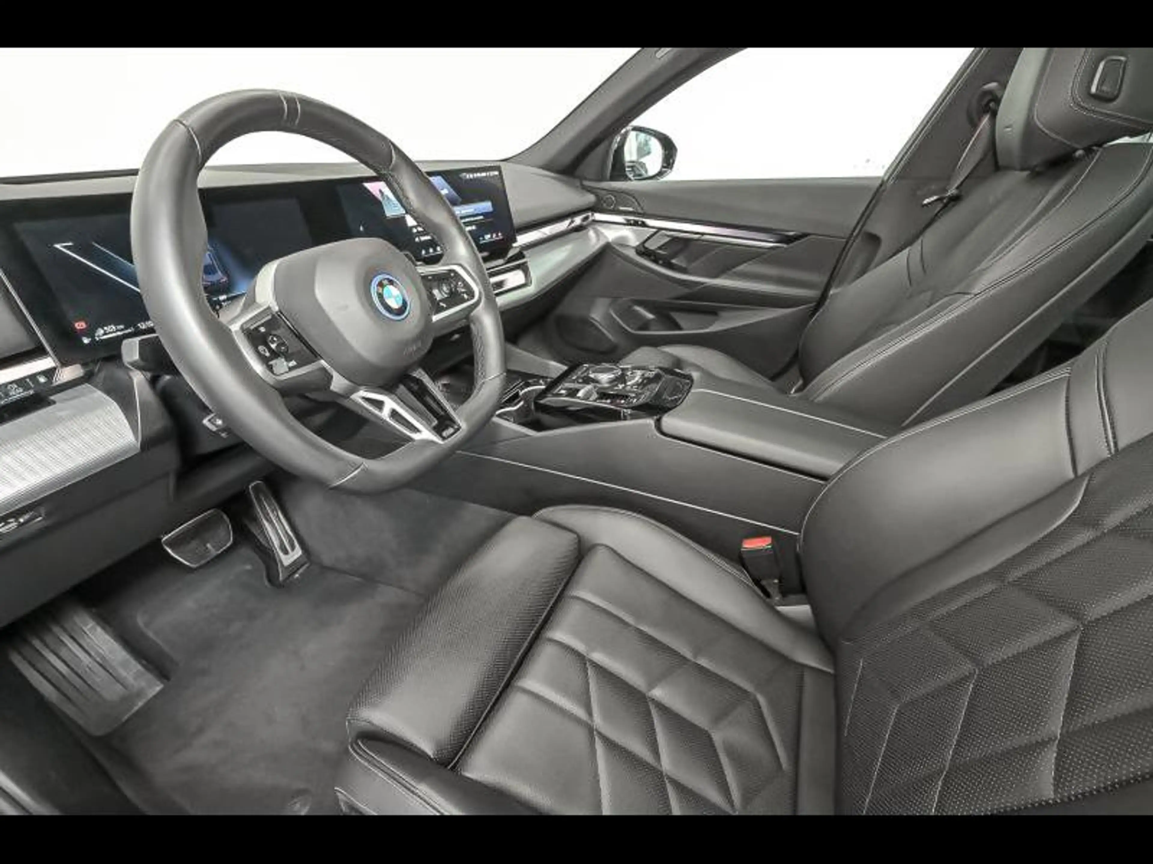 BMW 530 e Touring - M Pack Pro — photo 6