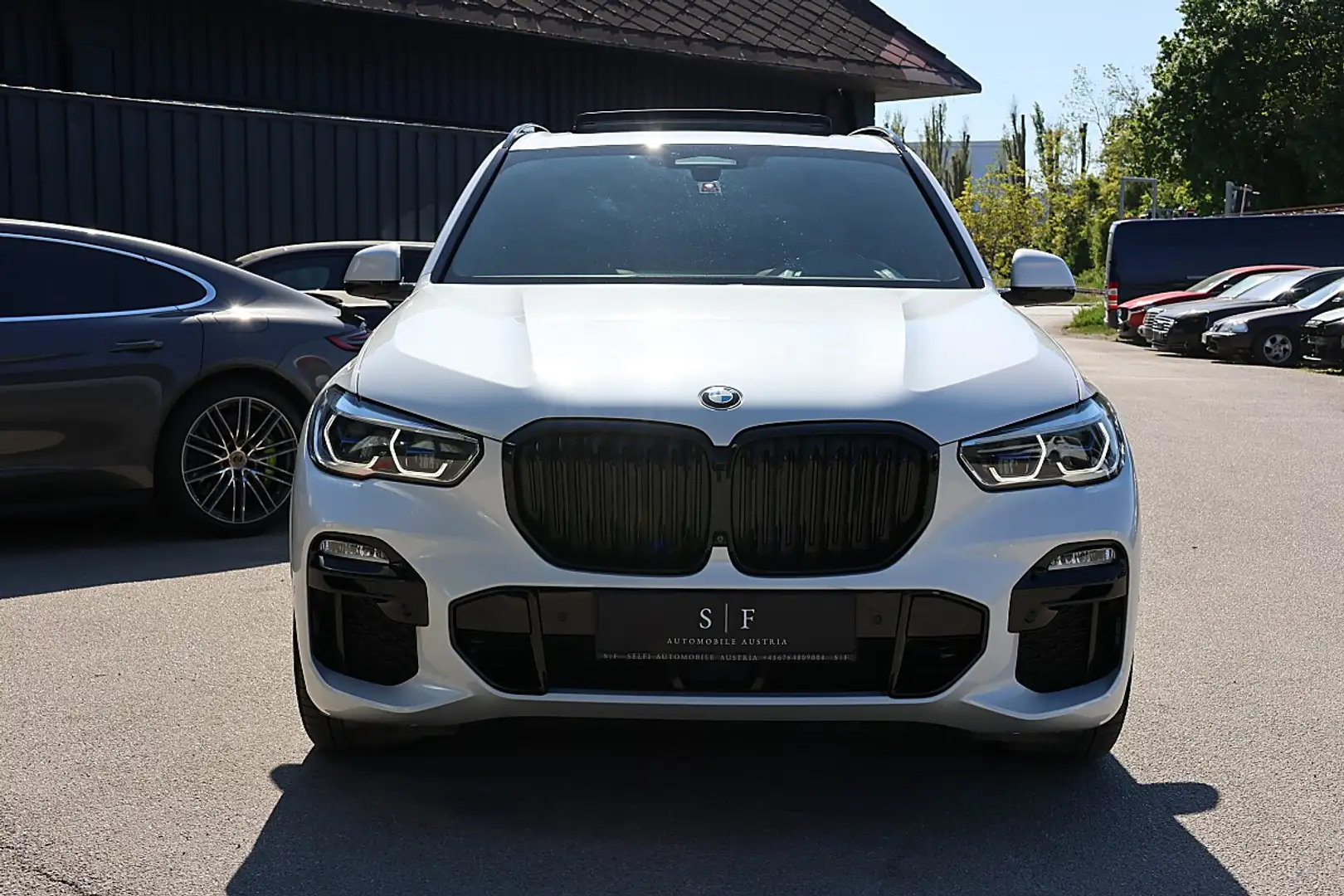 BMW X5 xDrive45e PHEV Aut. Weiß - 2