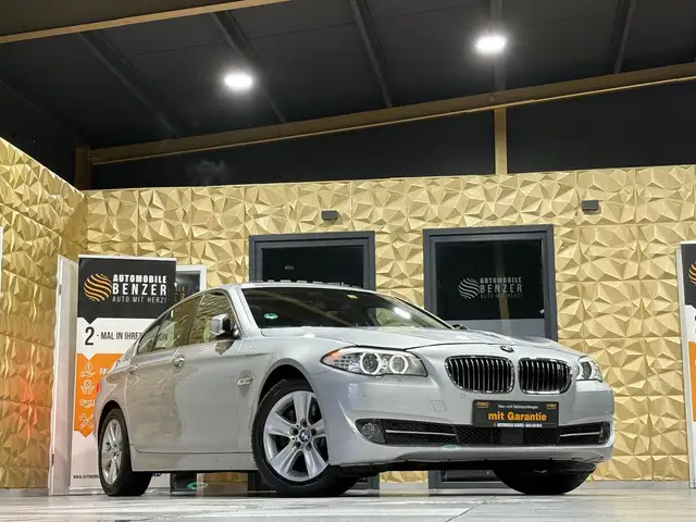 BMW 528 Limo/NAVI/LED/HUD/NACHT-SICHT/SPURHALT/KAMER