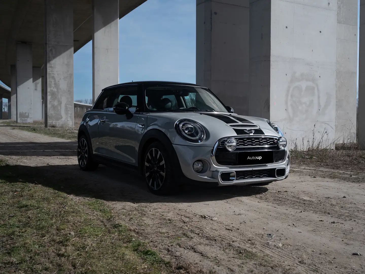 MINI Cooper SD 2.0 DAS S (EU6c) Grijs - 1