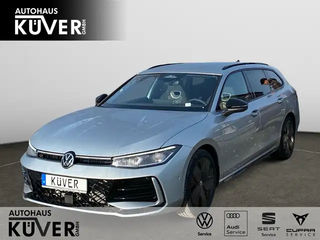 Volkswagen Passat Variant R-Line 2.0 TDI DSG 4M*BLACK