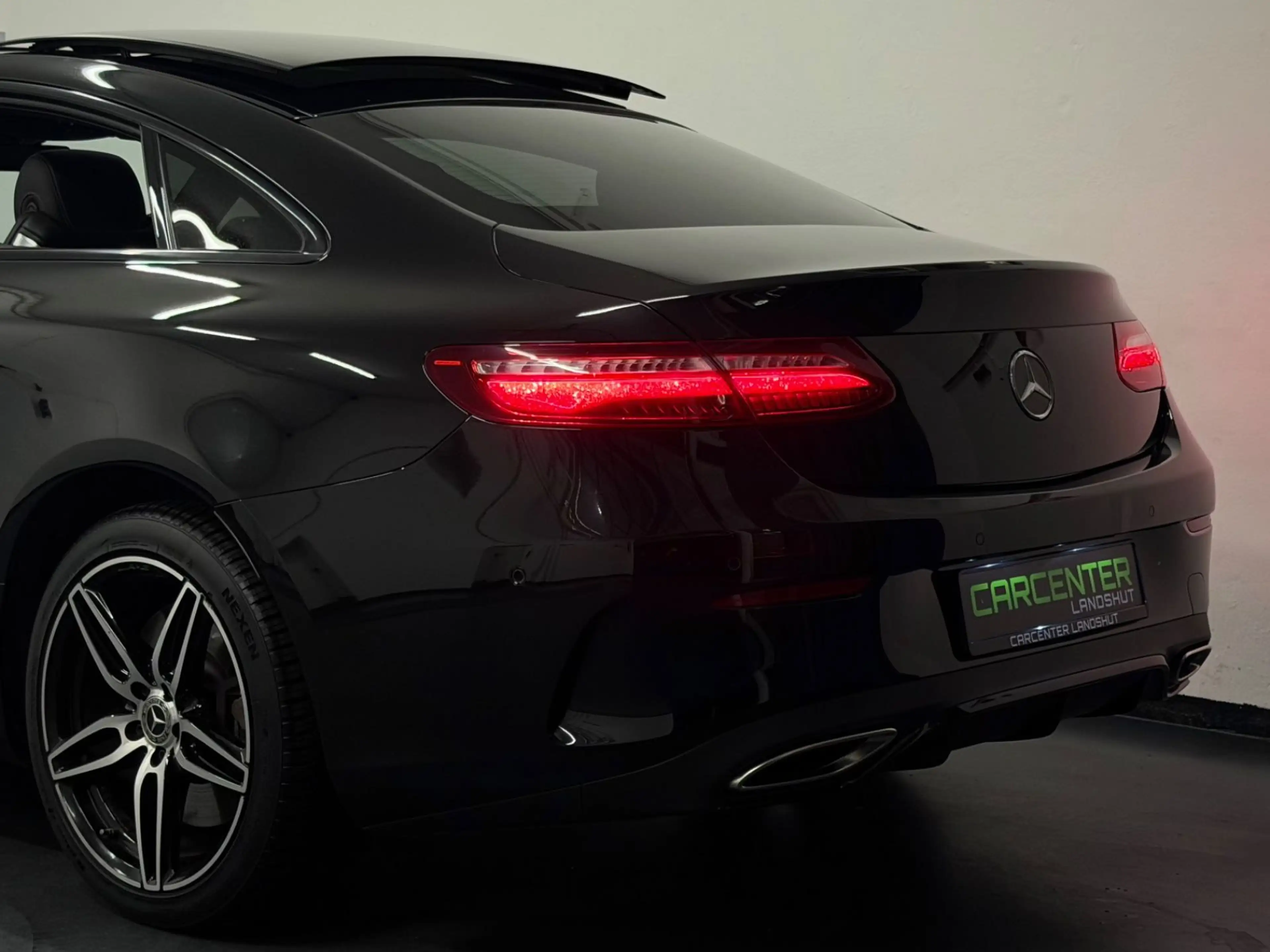 Mercedes-Benz E 400 E400 4Matic AMG-LINE PANO/BURMESTER/DISTRONIC — photo 12
