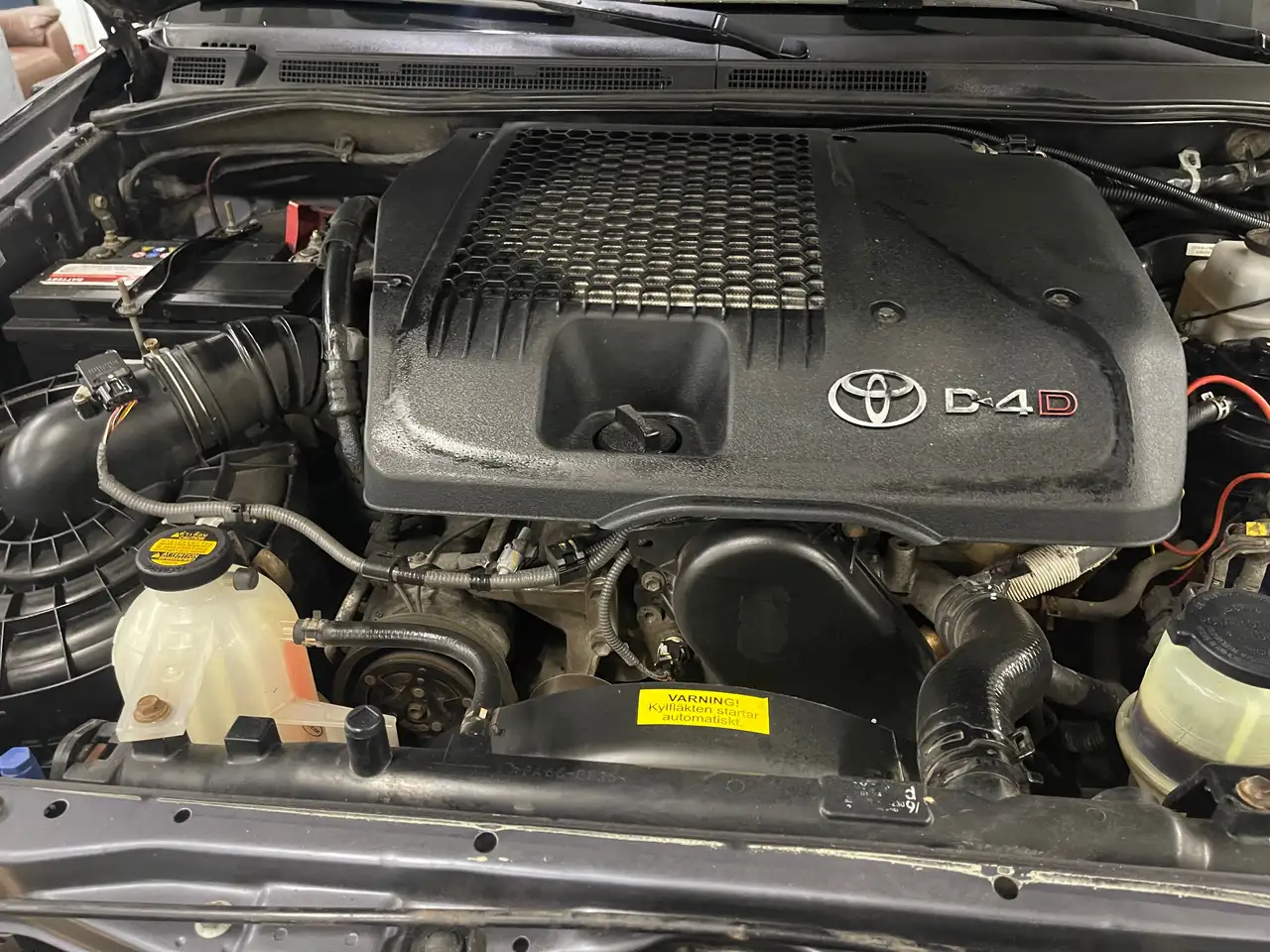 Toyota Hilux 3.0 D-4D 4WD STX | 171 ch | BVA | Cuir | Double cabine 5 places