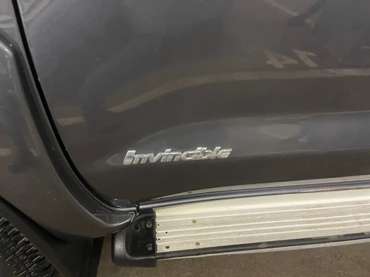 Toyota Hilux 3.0 D-4D 4WD STX | 171 ch | BVA | Cuir | Double cabine 5 places