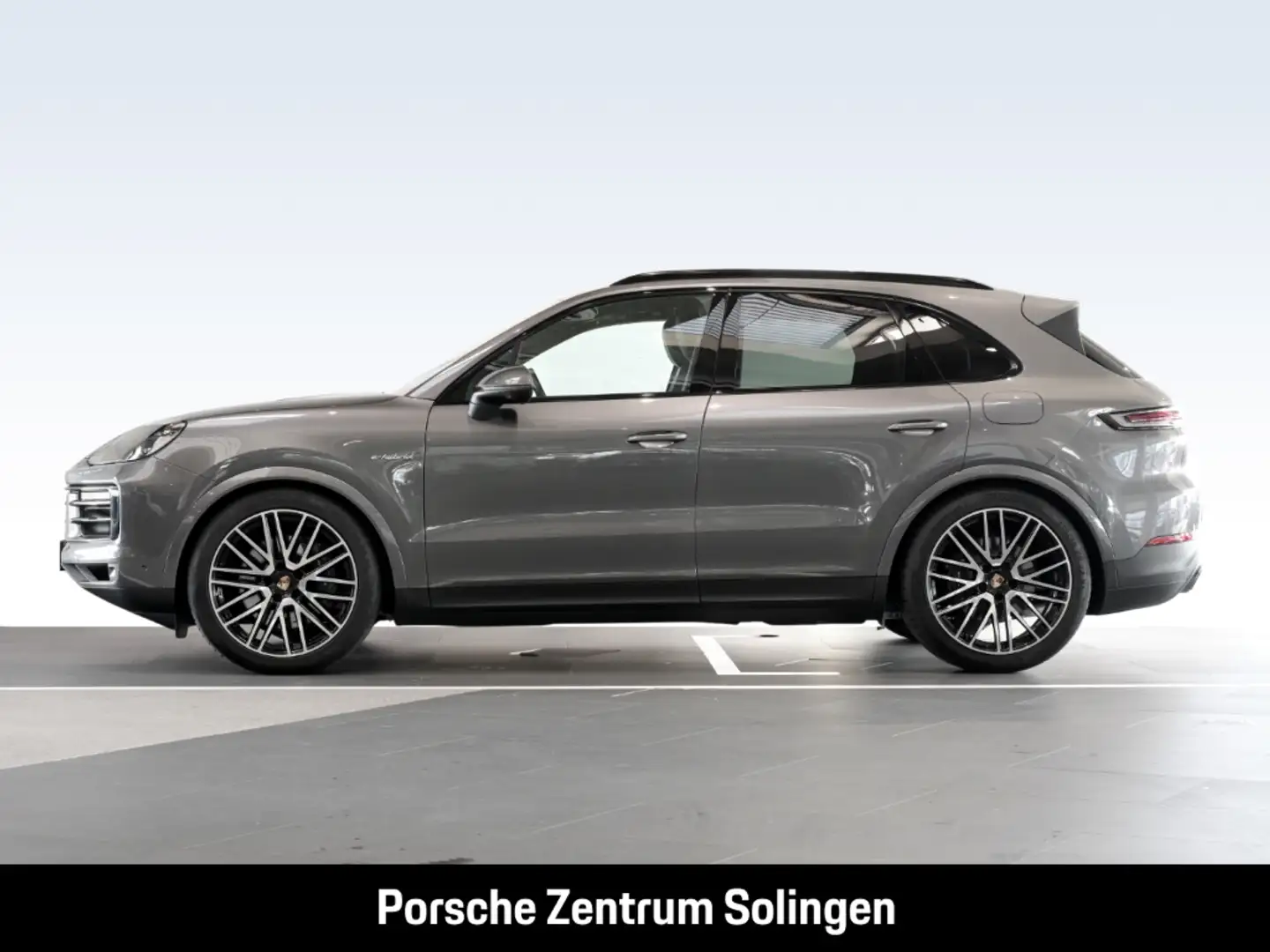 Porsche Cayenne E-Hybrid PANO BOSE 22'' Head-Up Grijs - 2