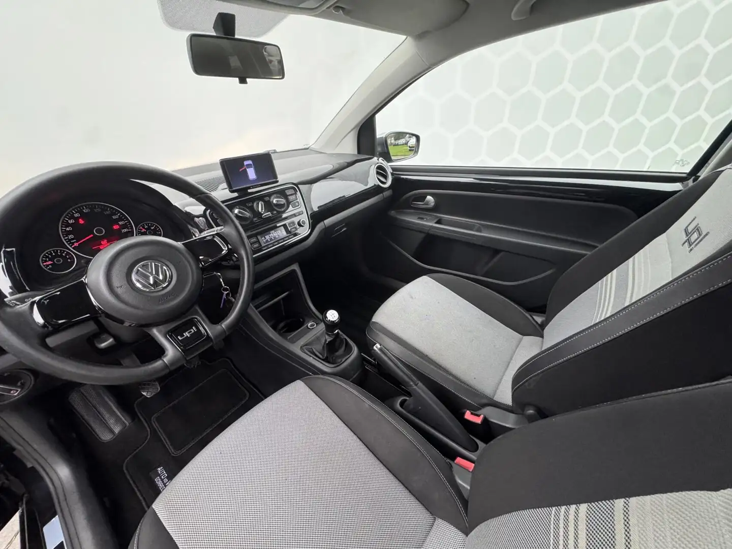 Volkswagen up! 1.0 high up! Airco CV Black up Navigatie APK Schwarz - 2