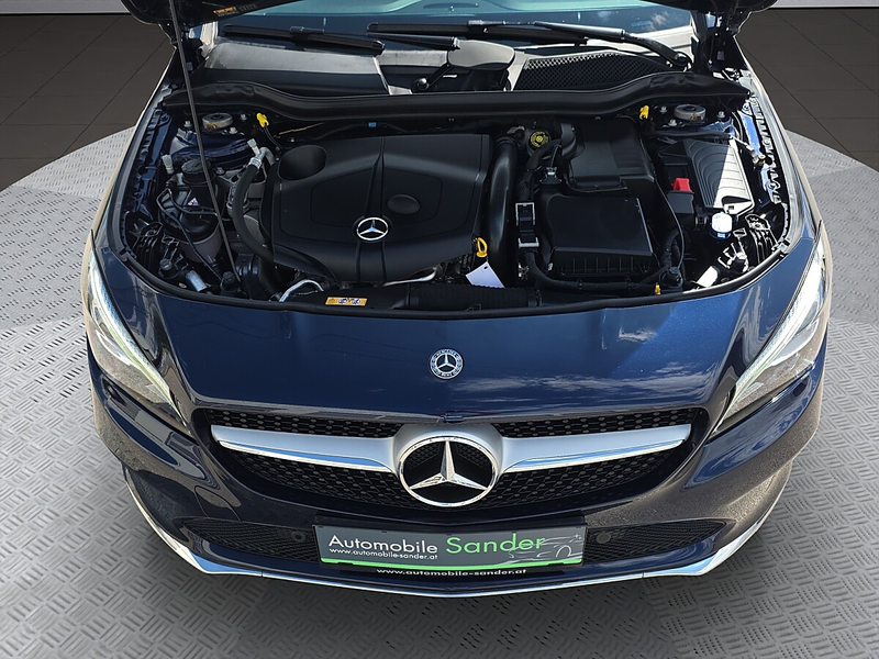 Mercedes-Benz CLA 200 d SB URBAN LINE *Panoramadach / Harman Kardon* — photo 10