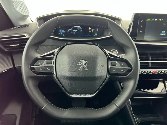 Peugeot 208 view 15