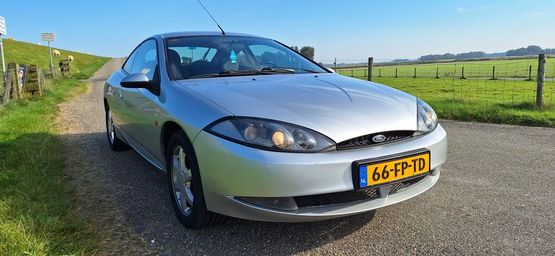 Ford Cougar 2.5-24V V6 Grijs - 2