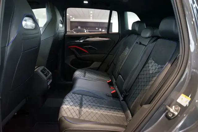 Volkswagen Tiguan view 12