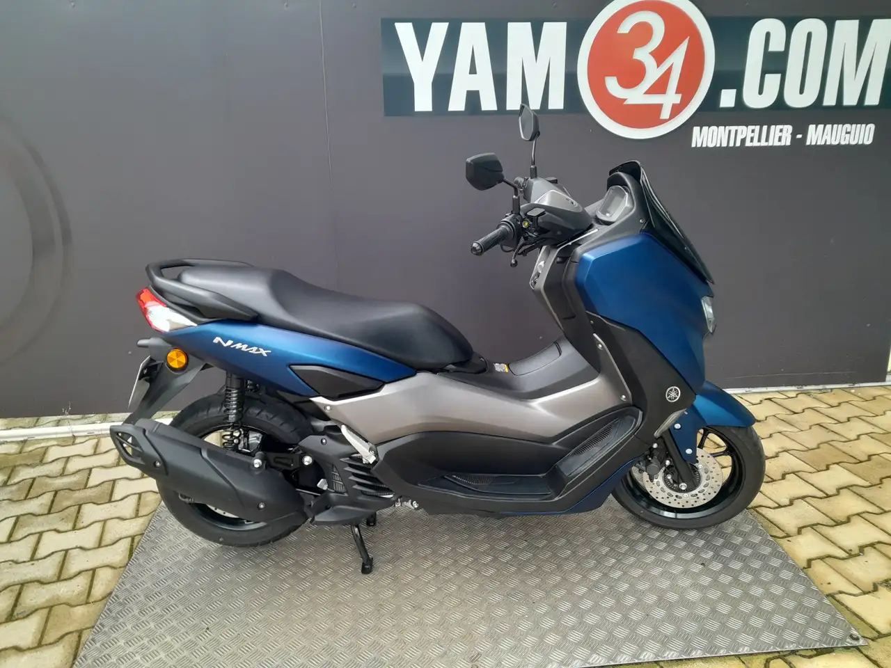 Yamaha NMAX