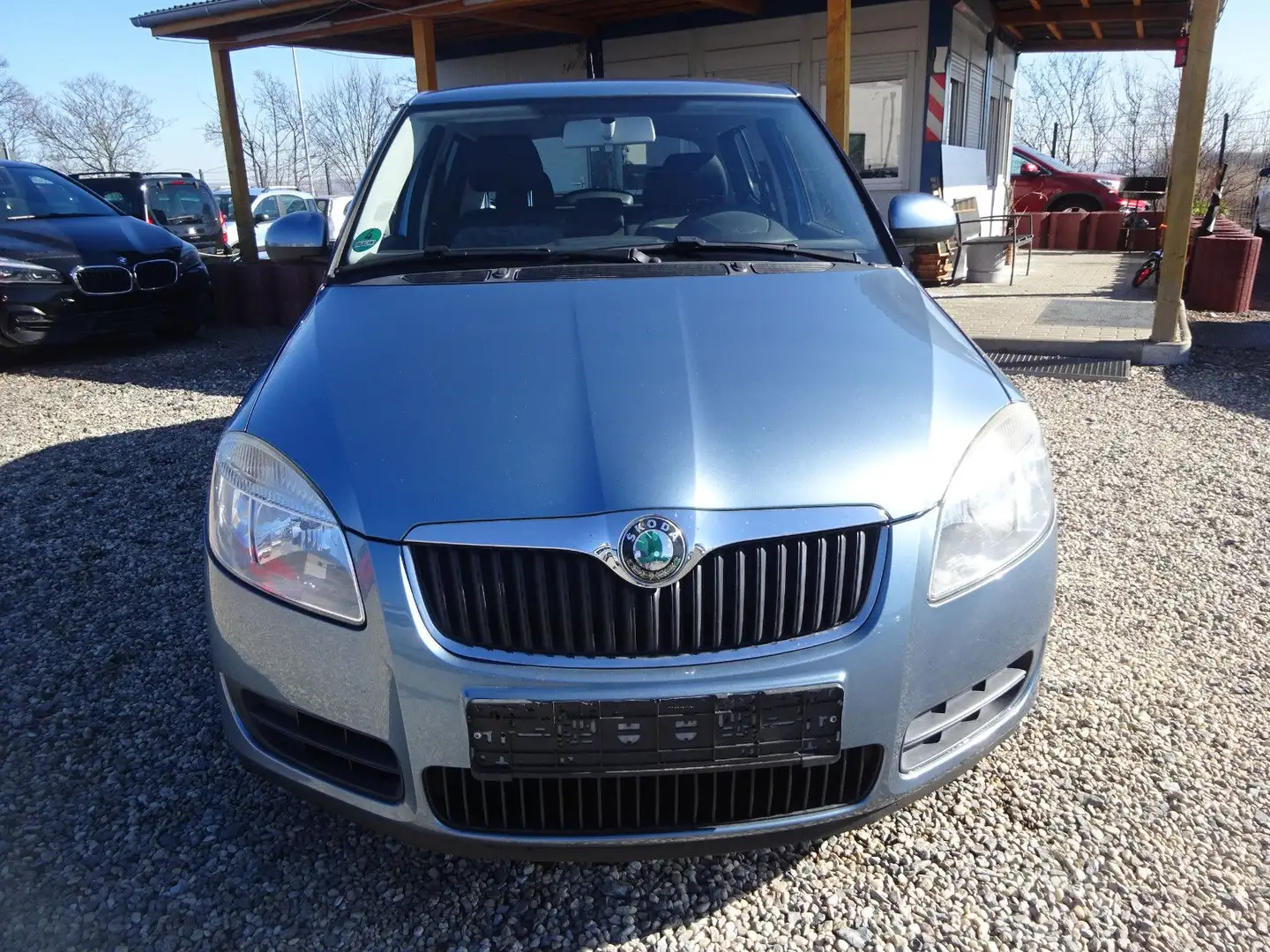 Skoda Fabia 1.2l 51 kW Ambiente Grau - 2
