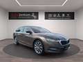 Skoda Octavia Combi 2.0 TDI Style CarPlay AHK*StandHz* Brun - thumbnail 2