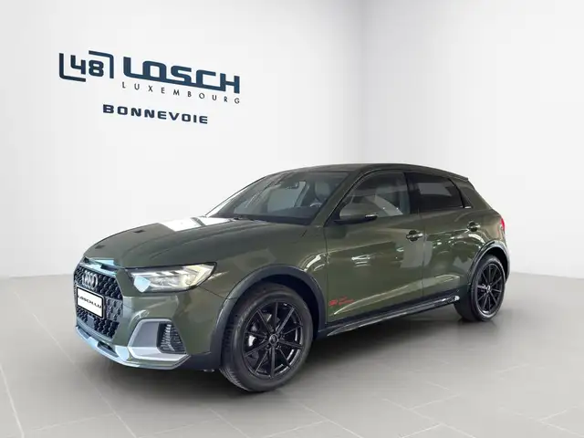 Audi A1 view 3
