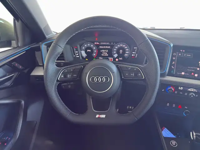 Audi A1 view 9