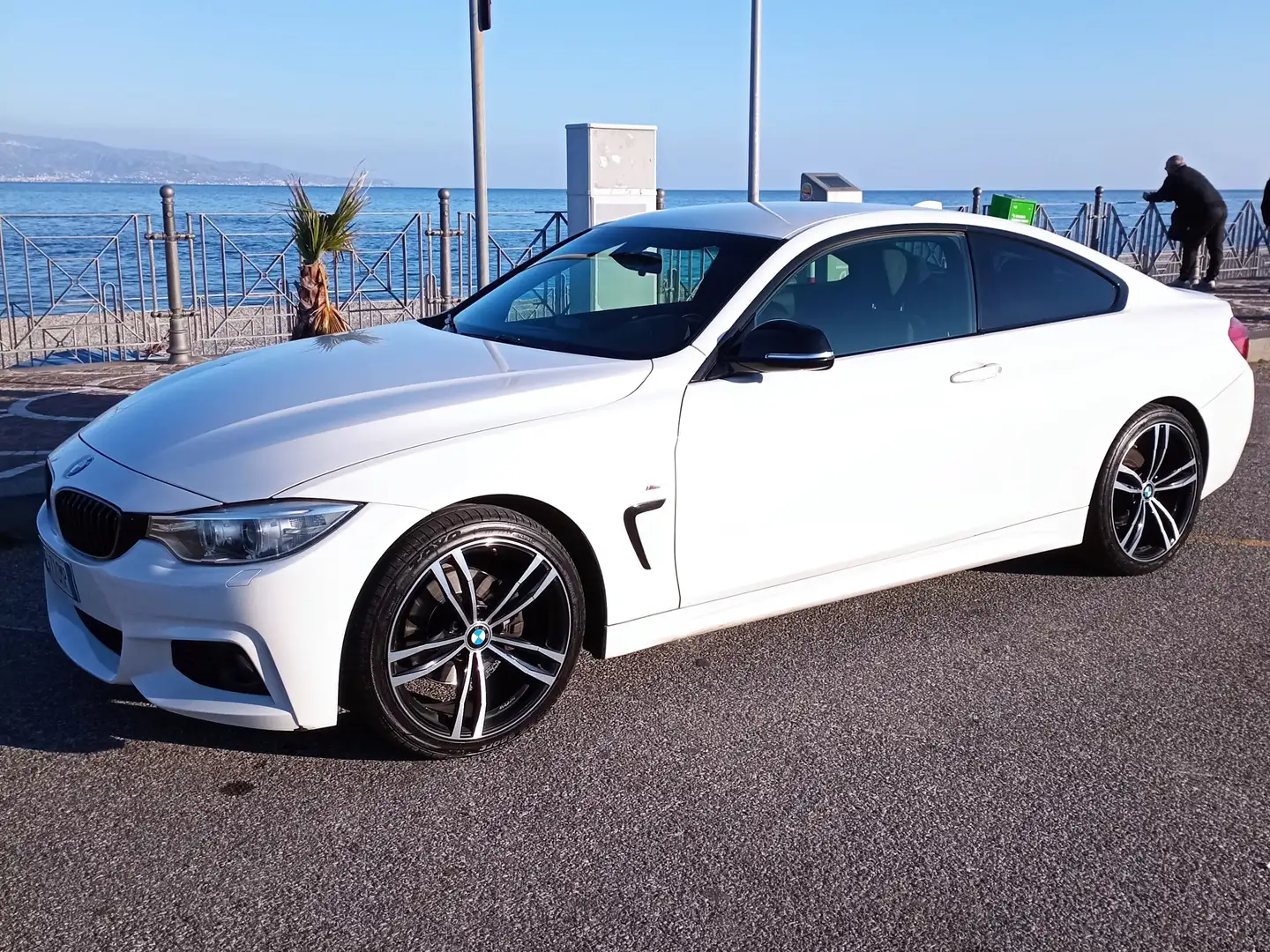 BMW 420 Serie 4 F32 Coupe 420d Coupe Msport 184cv auto Bianco - 1