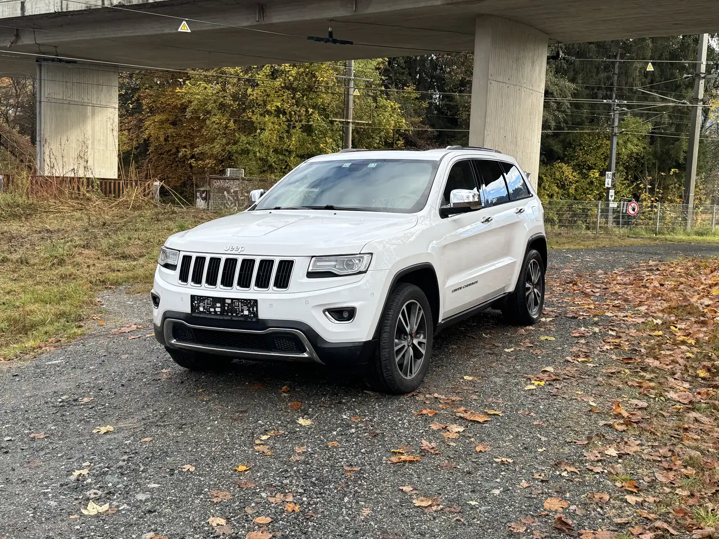Jeep Grand Cherokee 3,0 V6 CRD Limited Weiß - 1