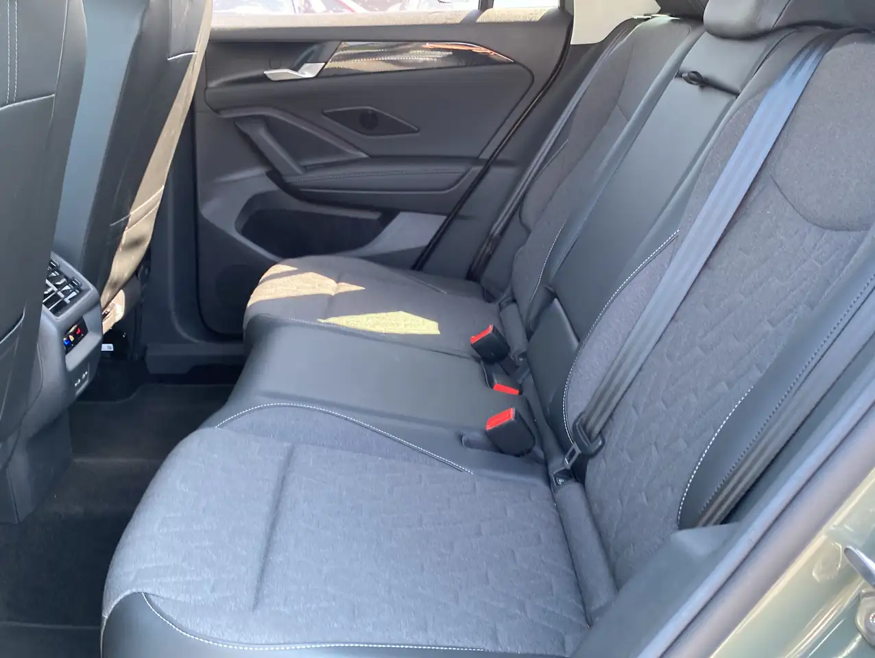 Volkswagen Tiguan 1.5 eTSI Life*LED+*Navi*Akustikglas 9