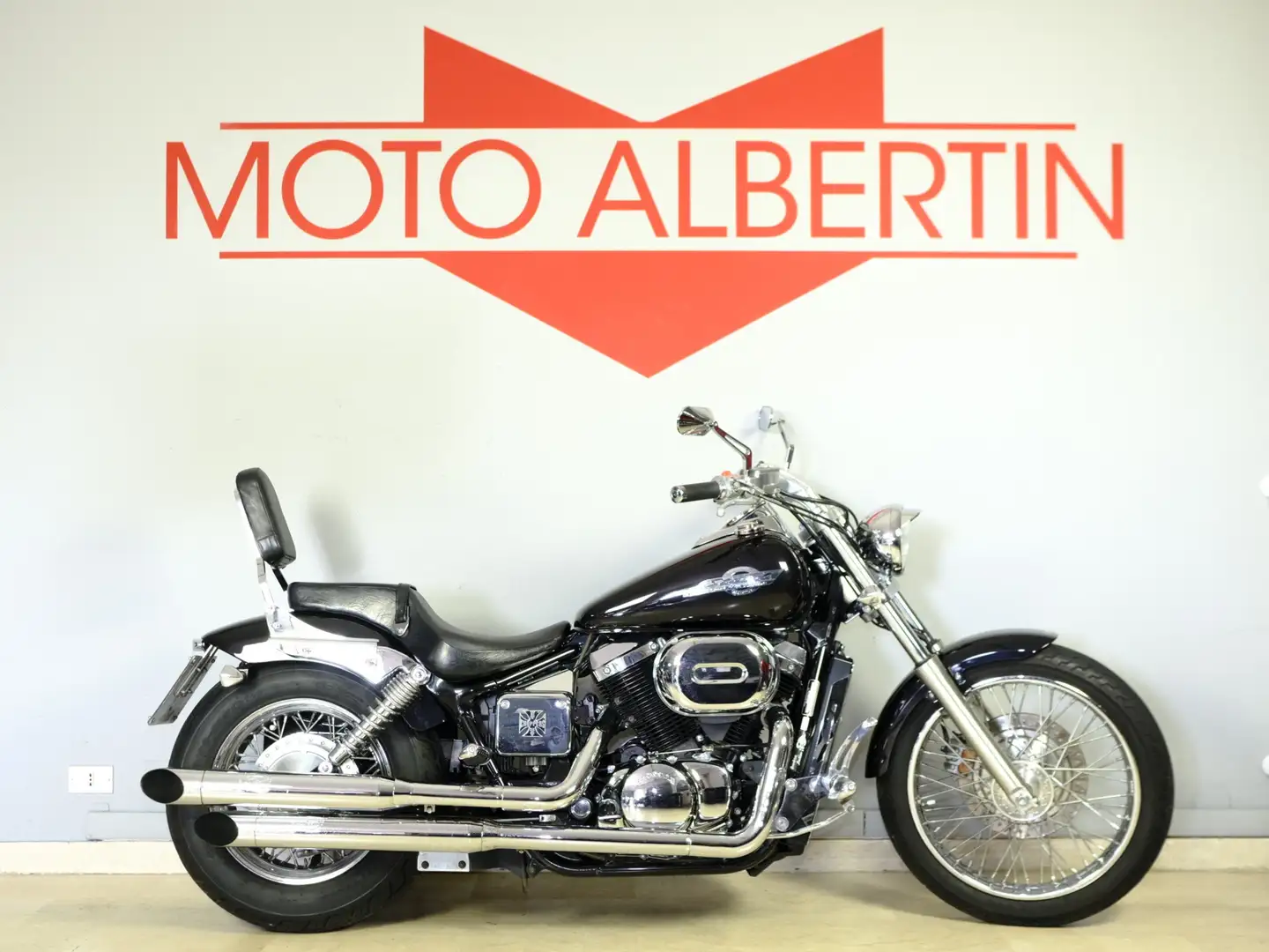 Honda Black Widow Nero - 1