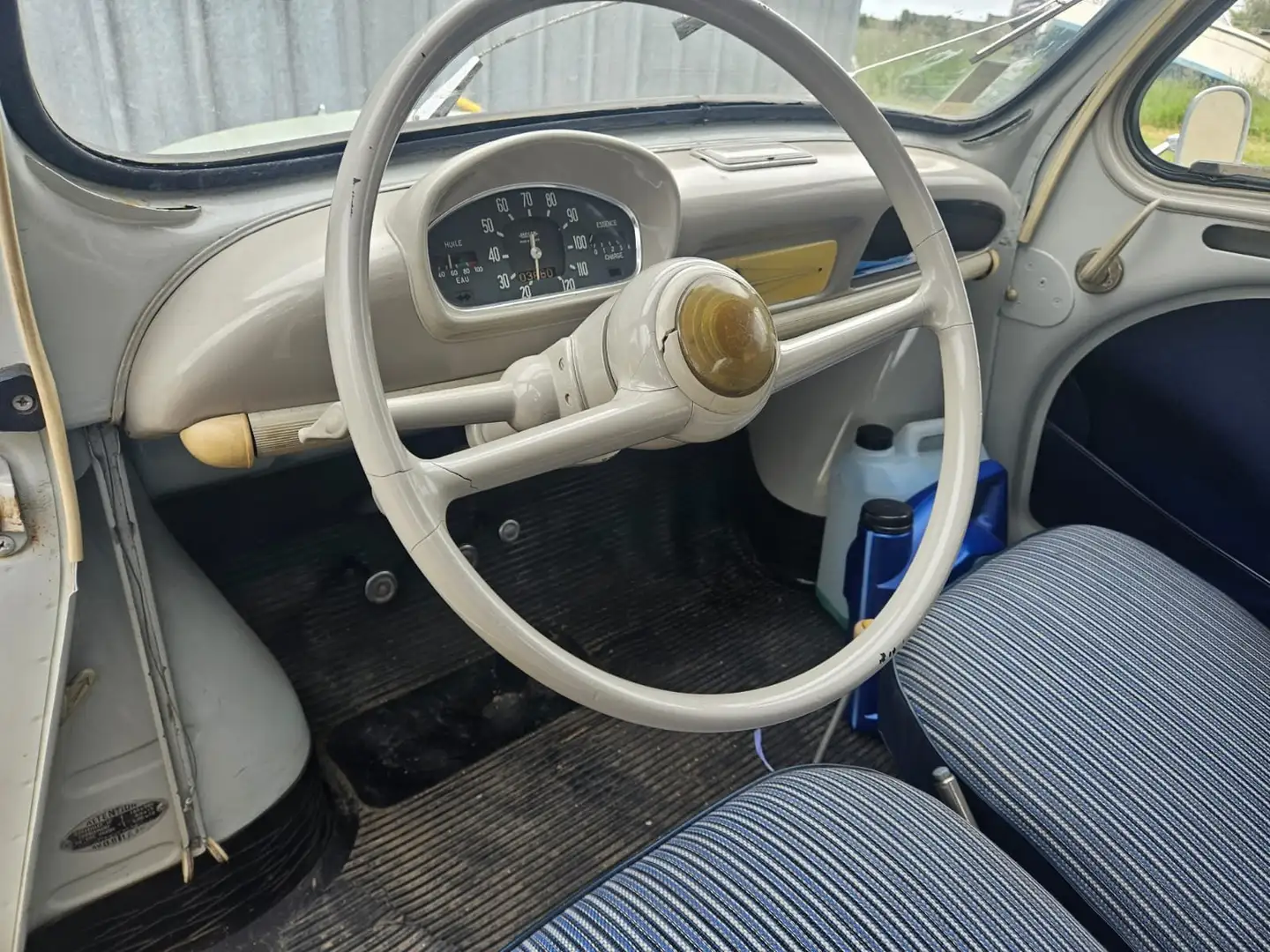 Renault R1062 Білий - 2