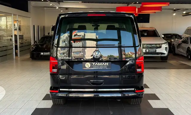 Volkswagen Multivan view 7
