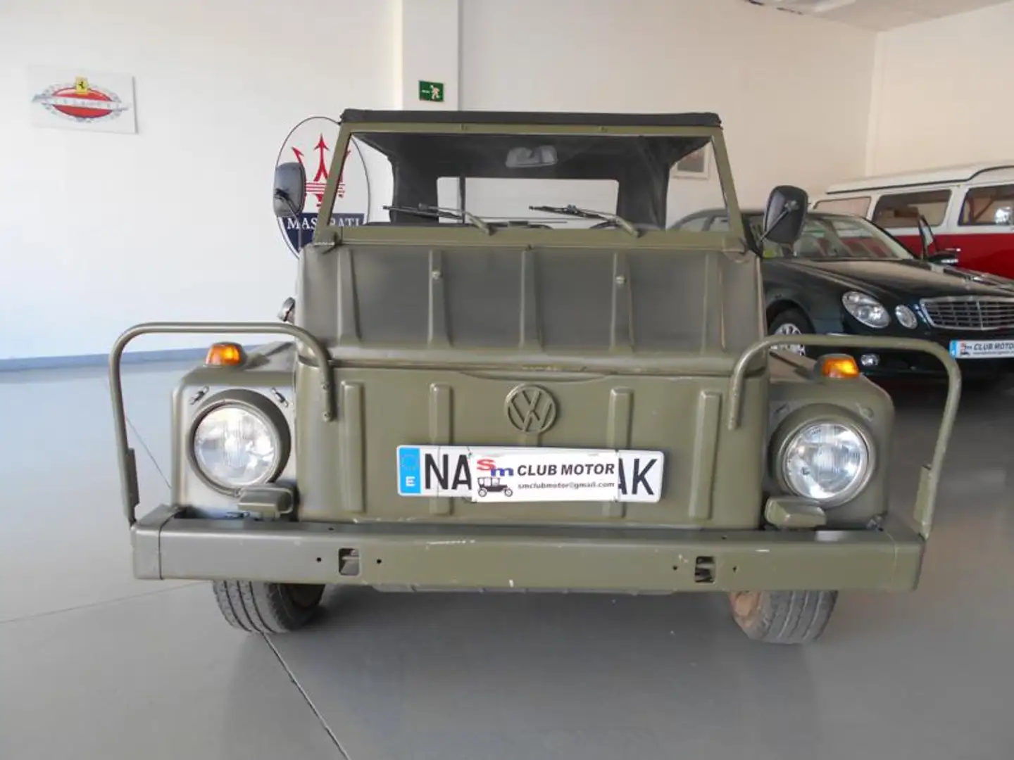 Volkswagen 181 Kurierwagen Verde - 2