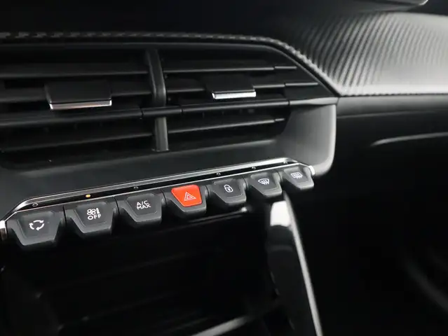 Peugeot 208 view 22