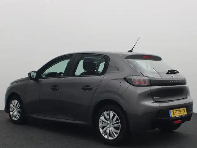 Peugeot 208 view 3