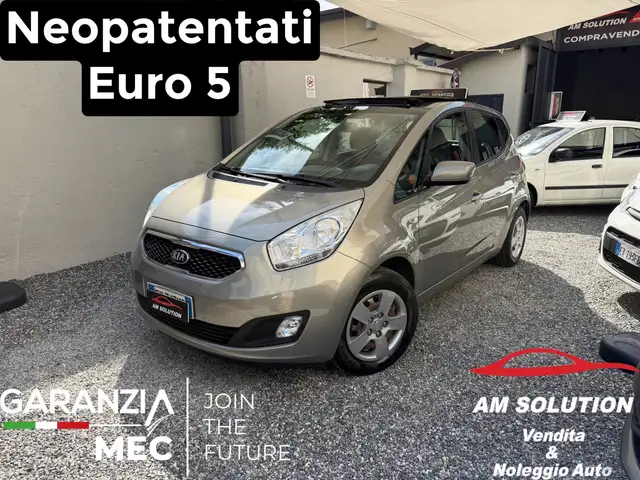 2014 Kia Venga in Grey for sale