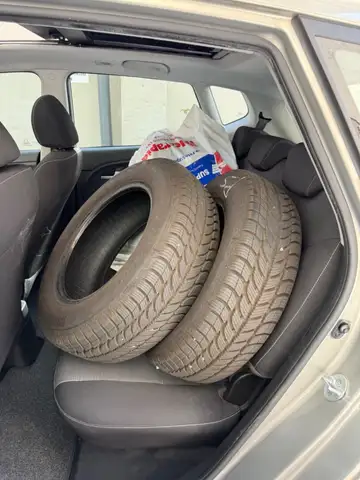 Kia Venga view 7
