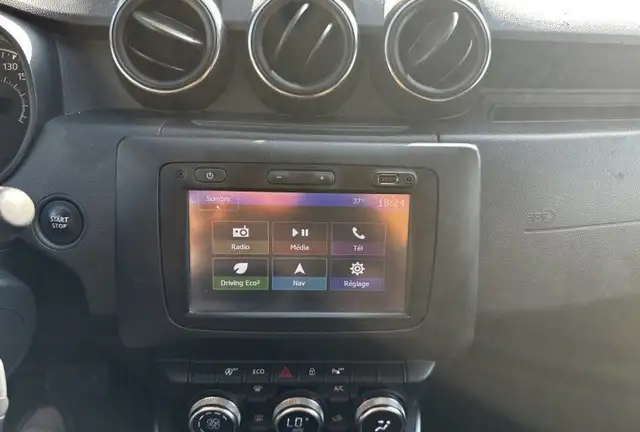Dacia Duster view 13