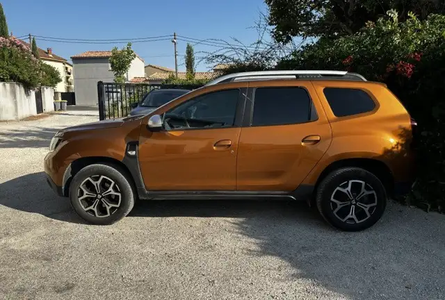 Dacia Duster view 2