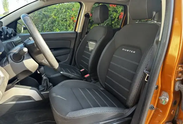Dacia Duster view 14