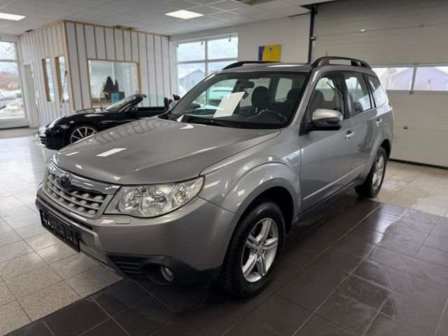 Imagine Subaru Forester Forester Comfort2.0i AWD/8Fach/TÜV neu/Sitzheiz