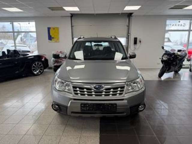 Subaru Forester Forester Comfort2.0i AWD/8Fach/TÜV neu/Sitzheiz