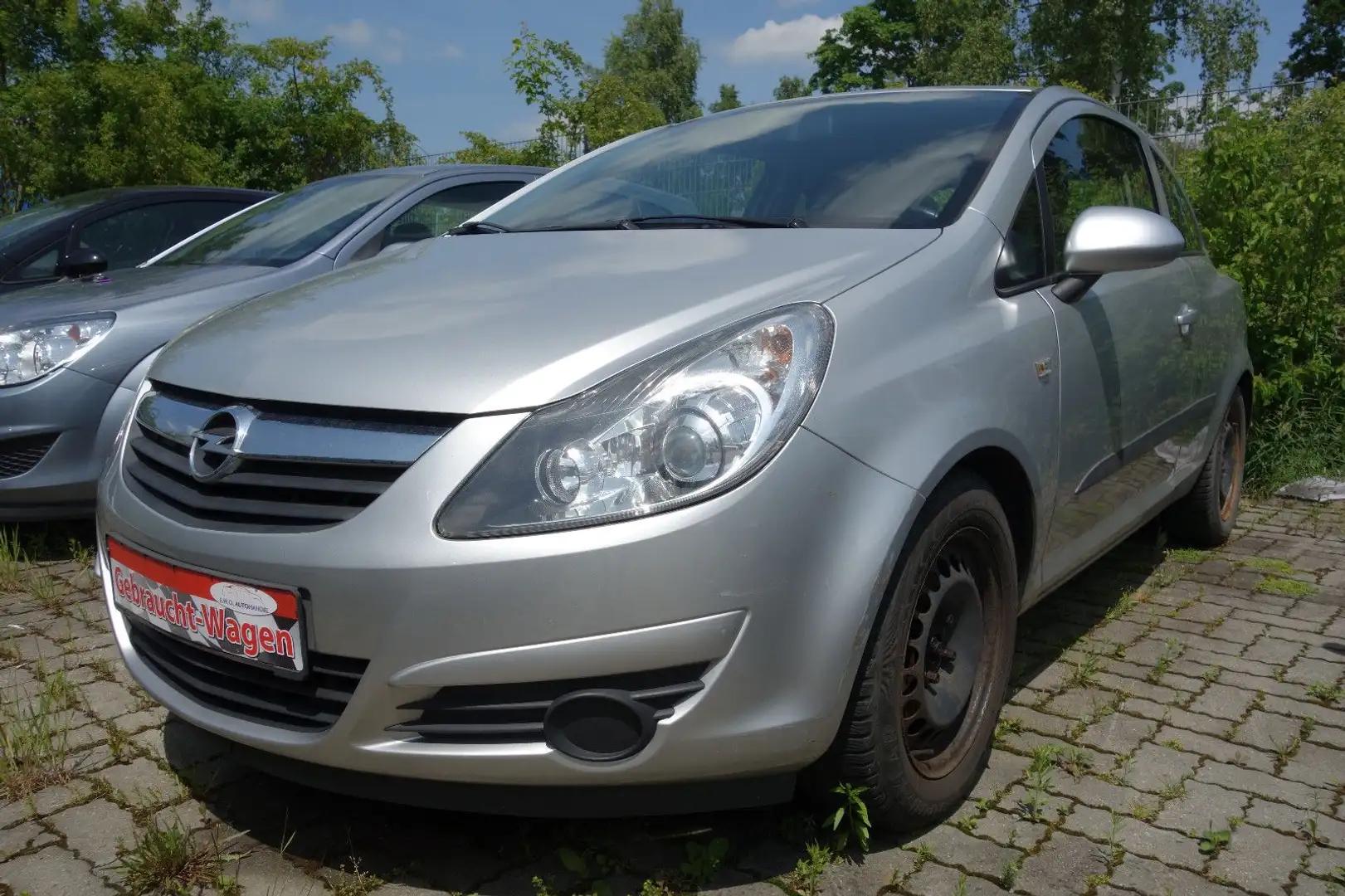 Opel Corsa D Edition Silber - 1