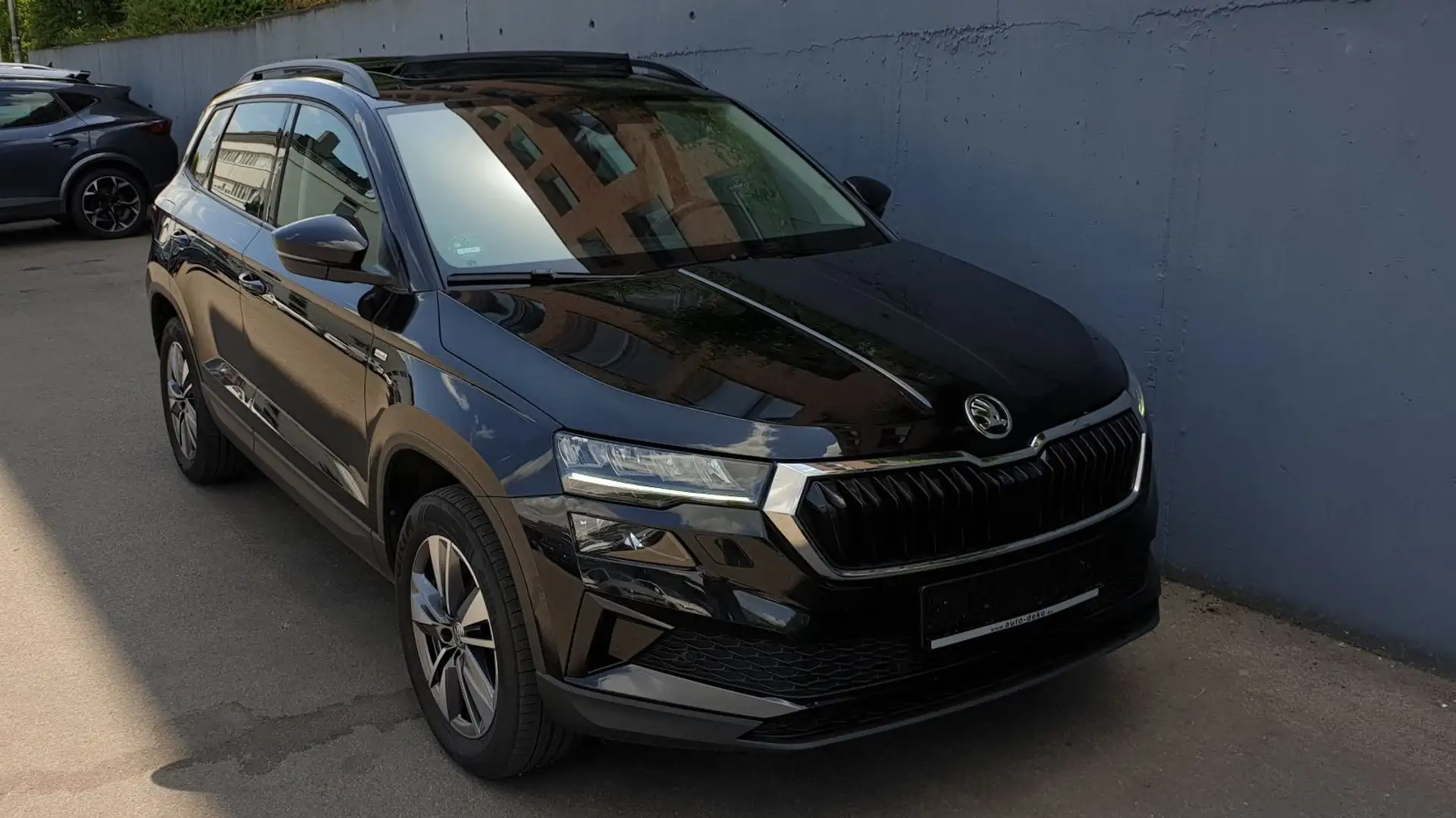 Skoda Karoq 2.0 TDI DSG 4x4 Pano/Virtual/ACC/Kamera Noir - 2