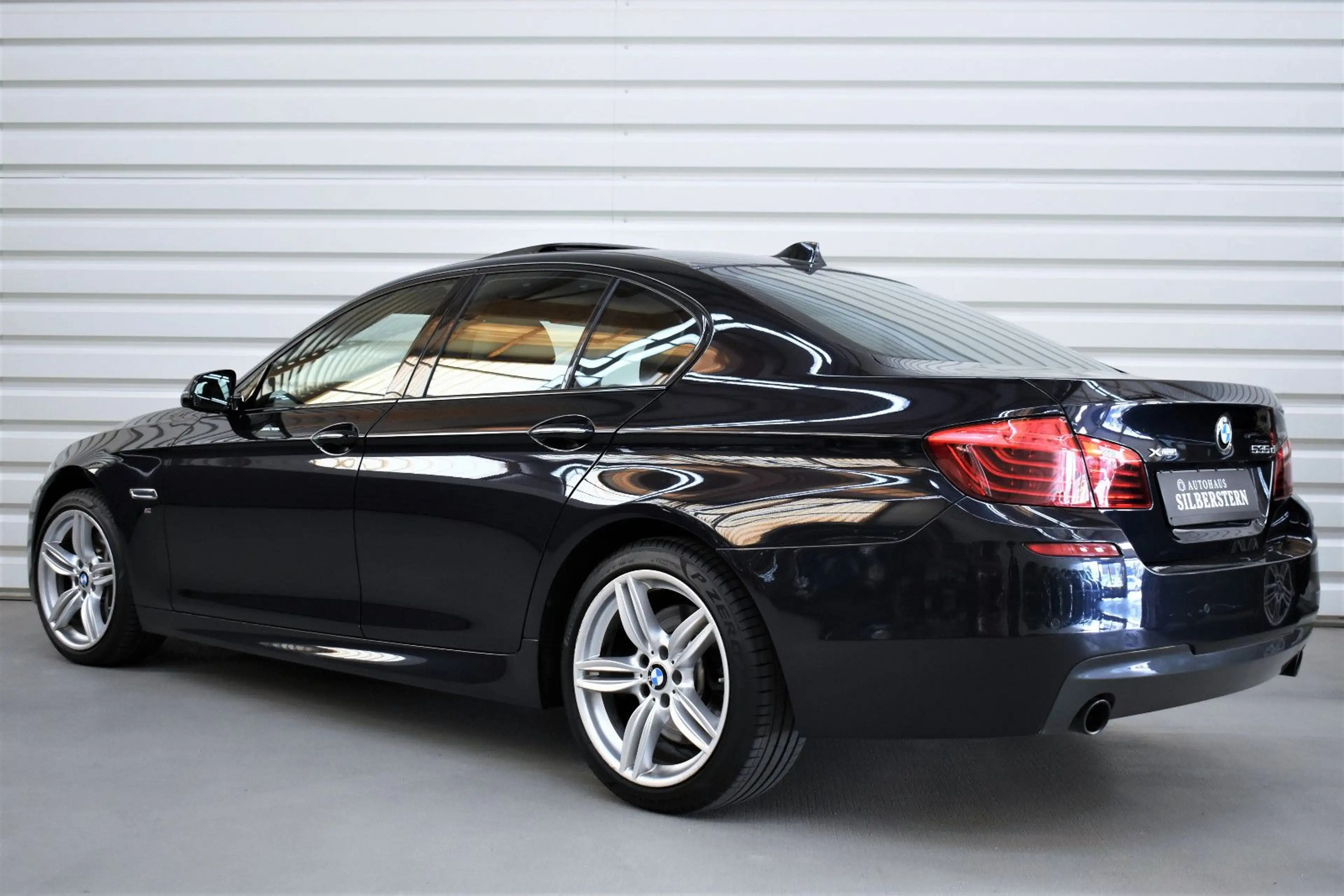 BMW 535 d xDrive+M-Sportpaket+Softclose+HeadUp+Voll — photo 2