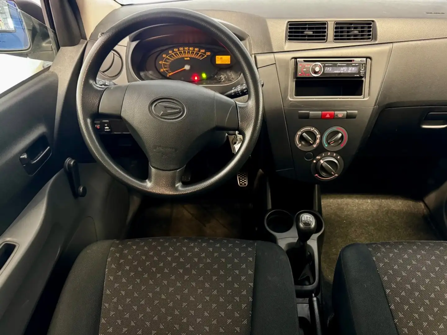 Daihatsu Cuore 1.0 Trend 5drs 2DE EIGENAAR RIJDT GOED NAP APK 1-2 Blauw - 2