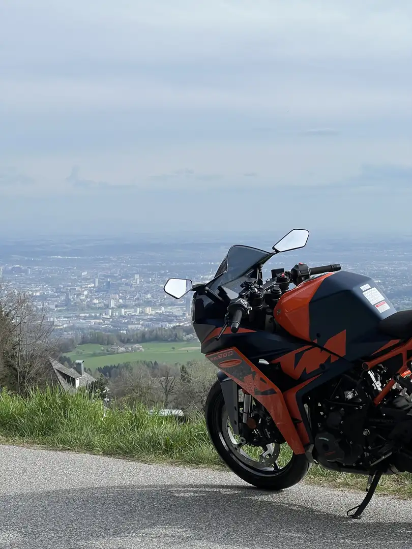 KTM RC 390 NEUWERTIG // A2 Tauglich inkl. Zubehör Blauw - 2