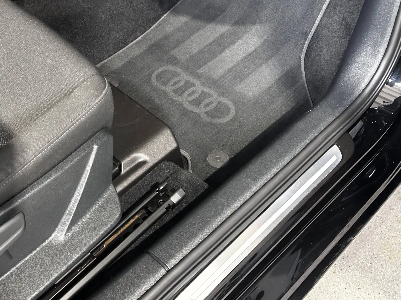 Audi A3 Sportback 35 TFSI S tronic *AUT.*ACC*PTS*NAVI*ZETELVERWARMING*VIRTUAL COCKPIT*, миниатюра 25