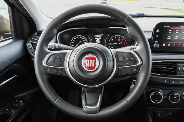Fiat Tipo view 12