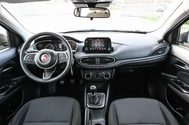 Fiat Tipo view 7