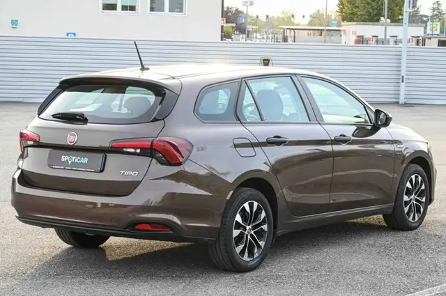 Fiat Tipo view 3
