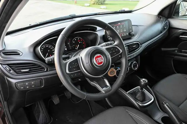 Fiat Tipo view 8