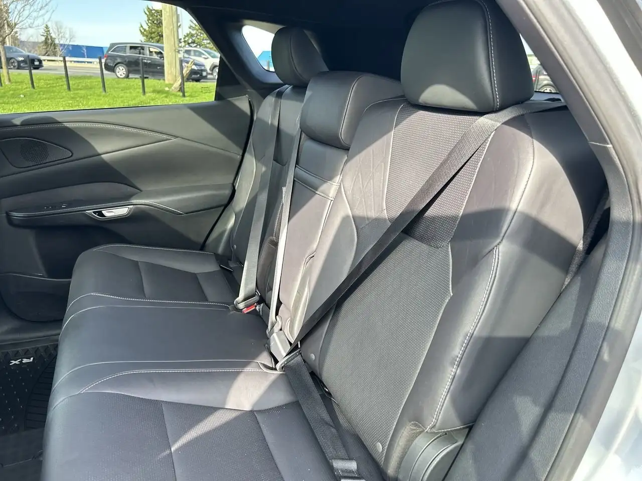 Lexus RX photo Lexus RX