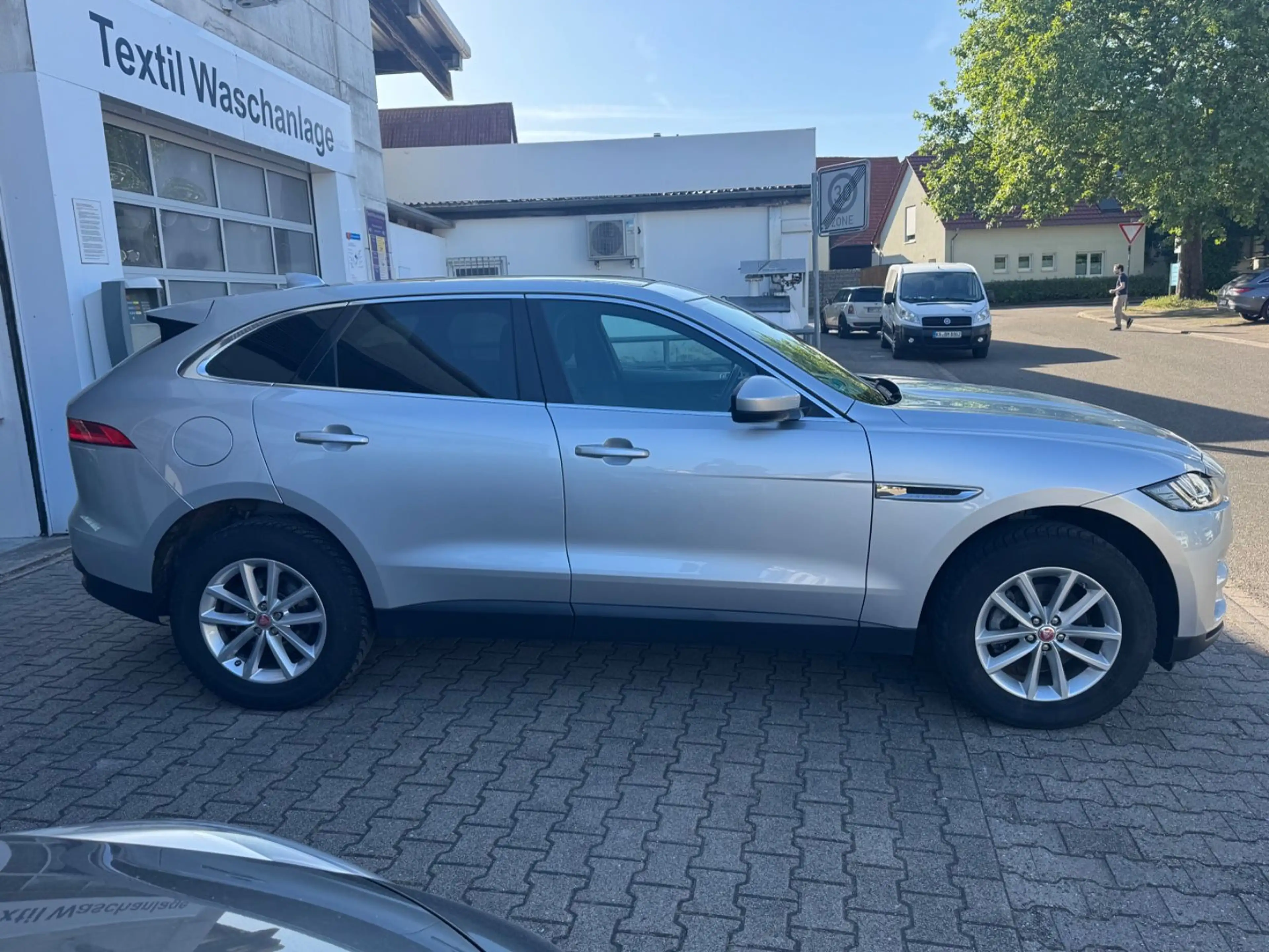 Jaguar F-Pace F-PACE Pure AWD | LED | NAVI | CAM — photo 6