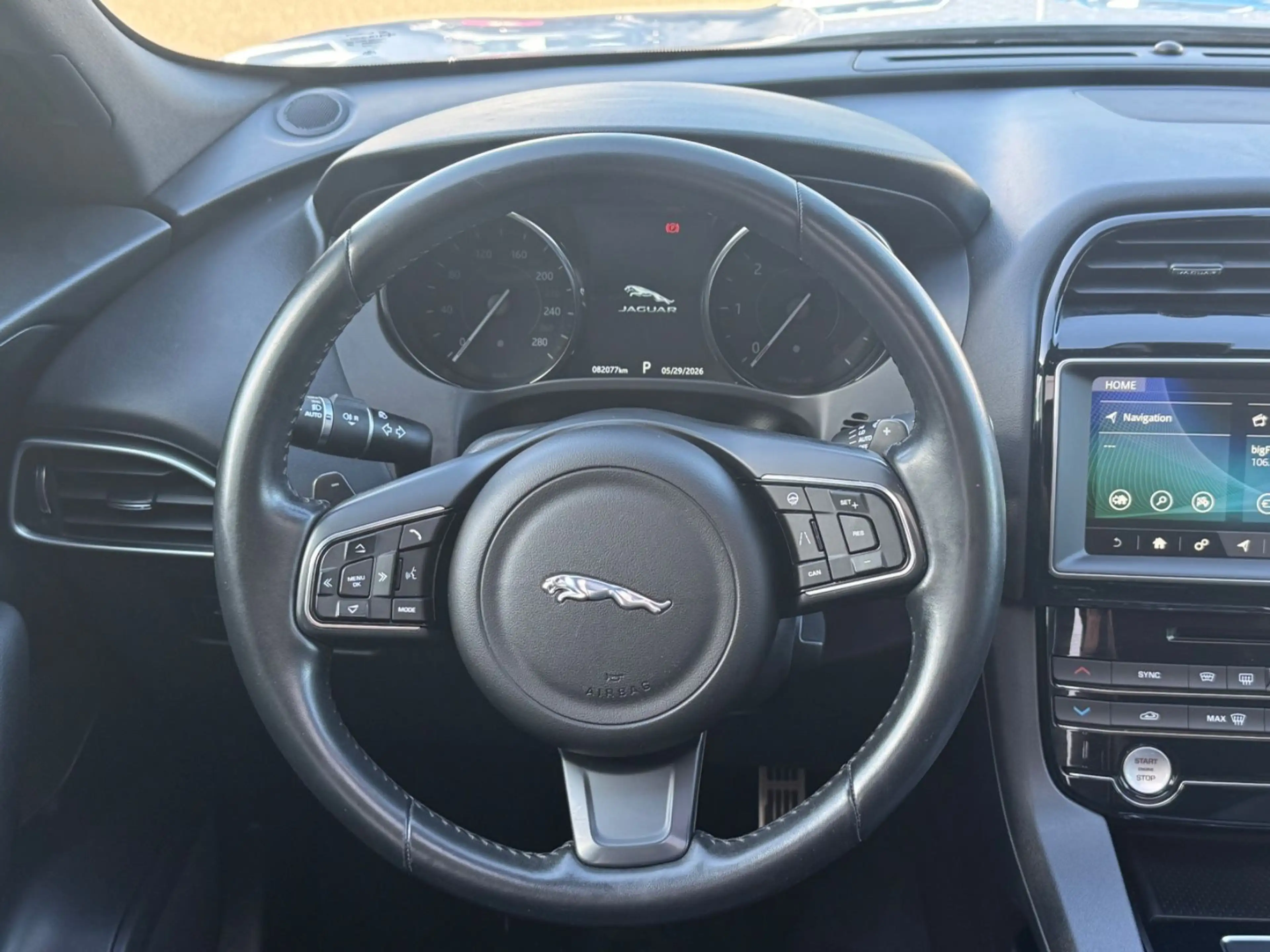Jaguar F-Pace F-PACE Pure AWD | LED | NAVI | CAM — photo 9